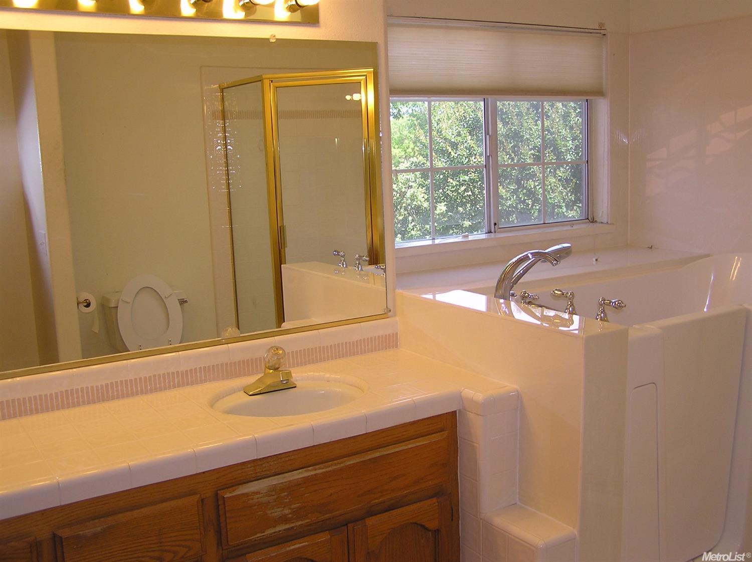 2326 Okeeffe Pl, Davis, CA 95618 photo 7