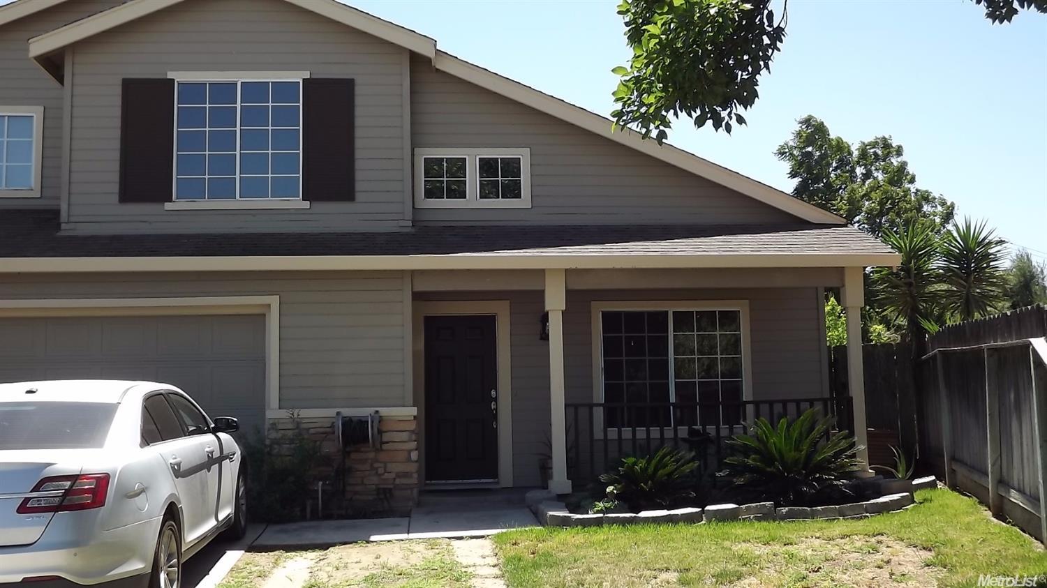 1028 Fall River Dr, Modesto, CA 95351 photo 3