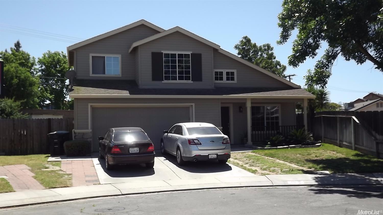 1028 Fall River Dr, Modesto, CA 95351 photo 1