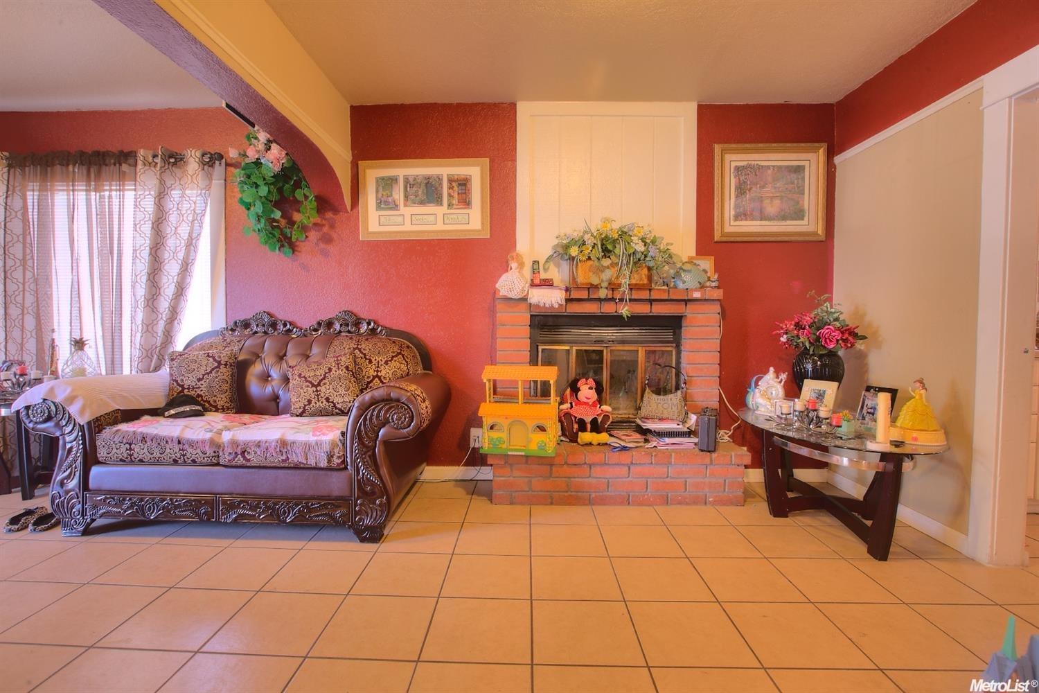 227 Vine St, Modesto, CA 95351 photo 14