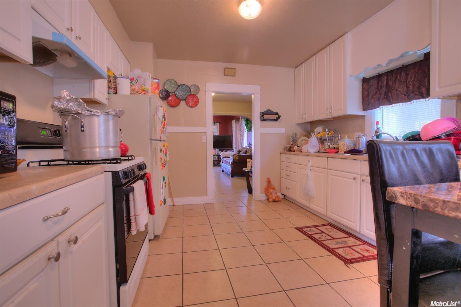 227 Vine St, Modesto, CA 95351 photo 16