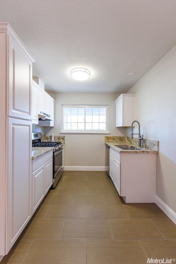 15868 Warfield Rd, Lathrop, CA 95330 photo 9
