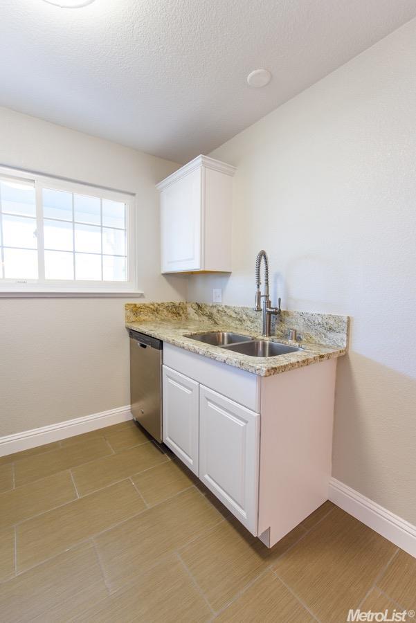 15868 Warfield Rd, Lathrop, CA 95330 photo 11