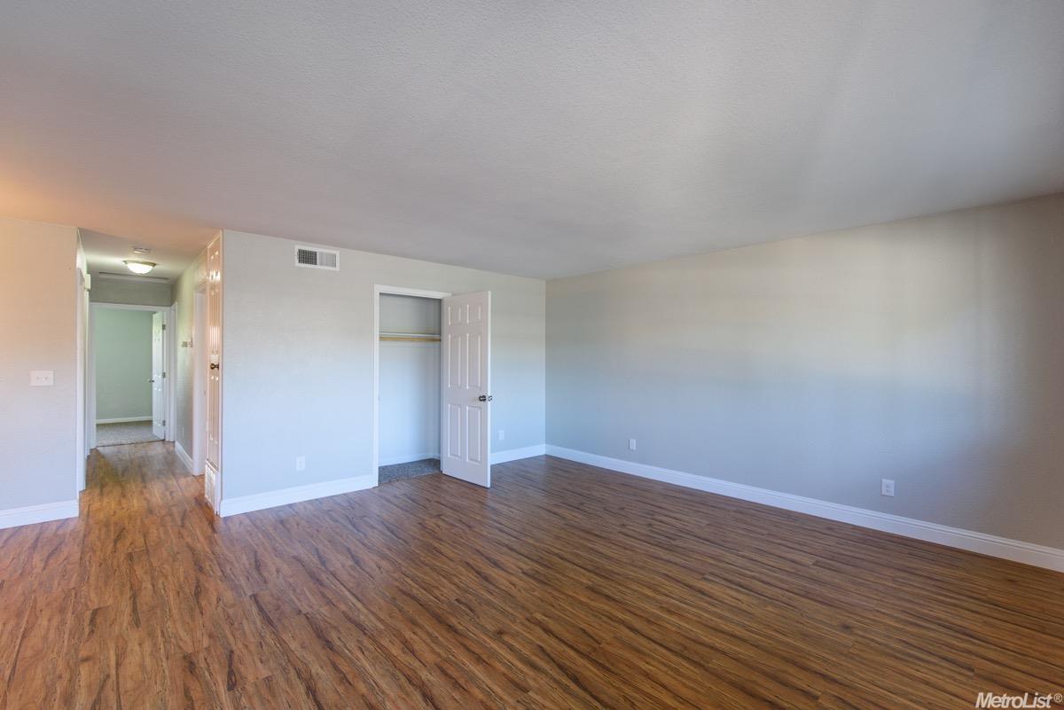 15868 Warfield Rd, Lathrop, CA 95330 photo 7