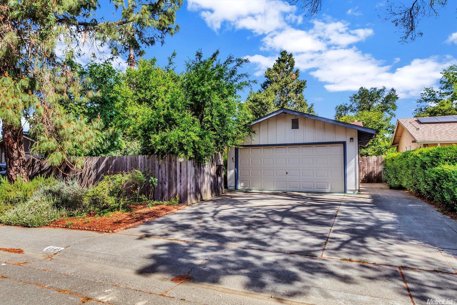 2845 Loyola Dr, Davis, CA 95618 photo 1