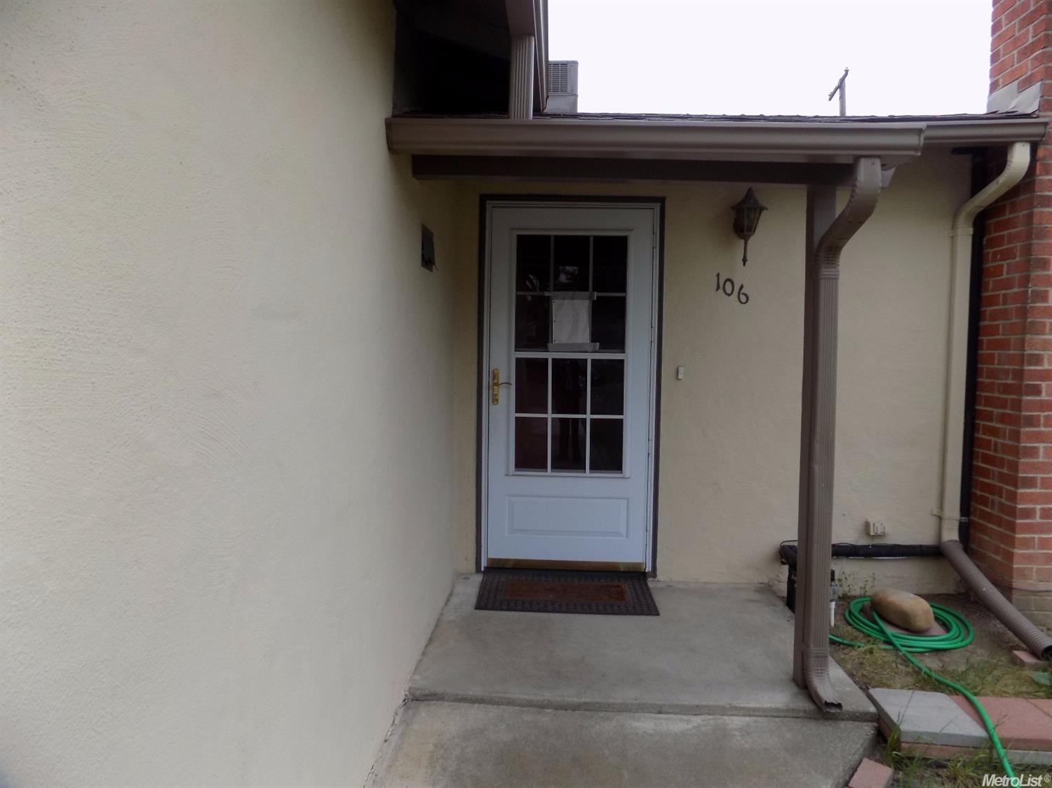106 E 20th St, Tracy, CA 95376 photo 4