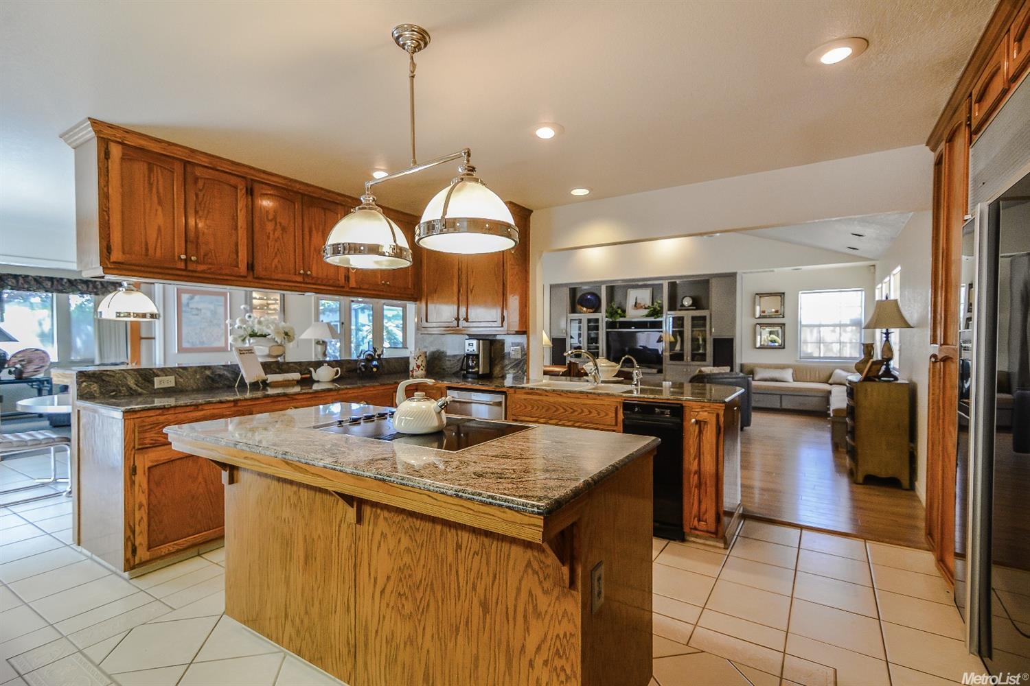 535 Foxfire Dr, Manteca, CA 95337 photo 12