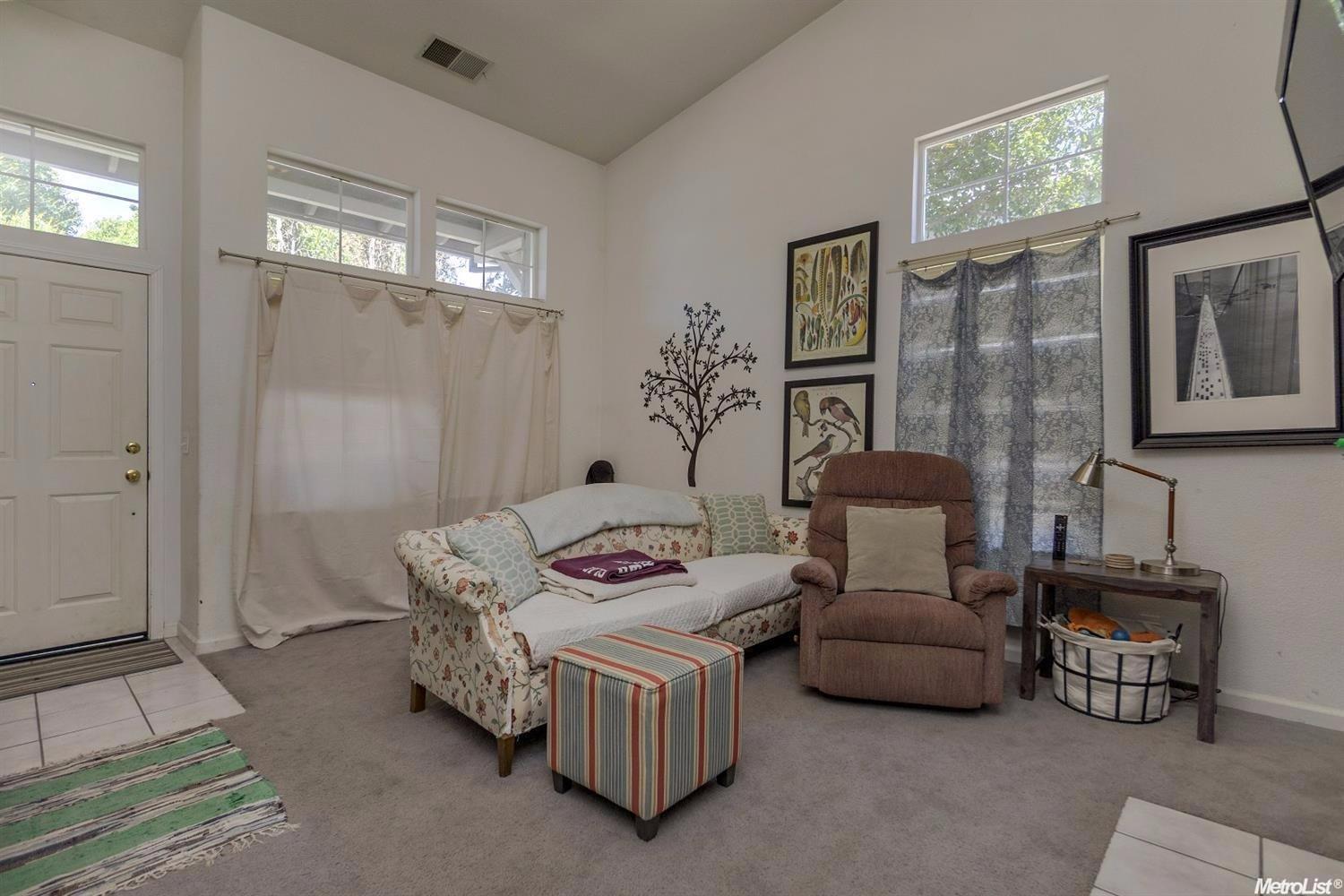 2224 Halsey Cir, Davis, CA 95618 photo 2