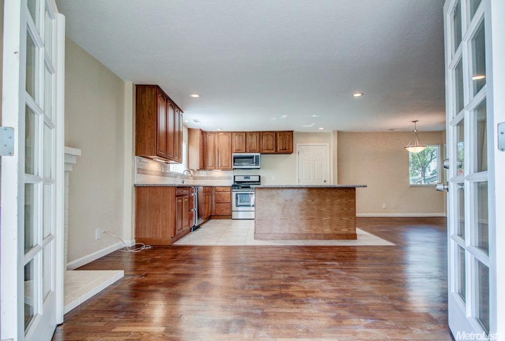 216 Ribier, Modesto, CA 95350 photo 17