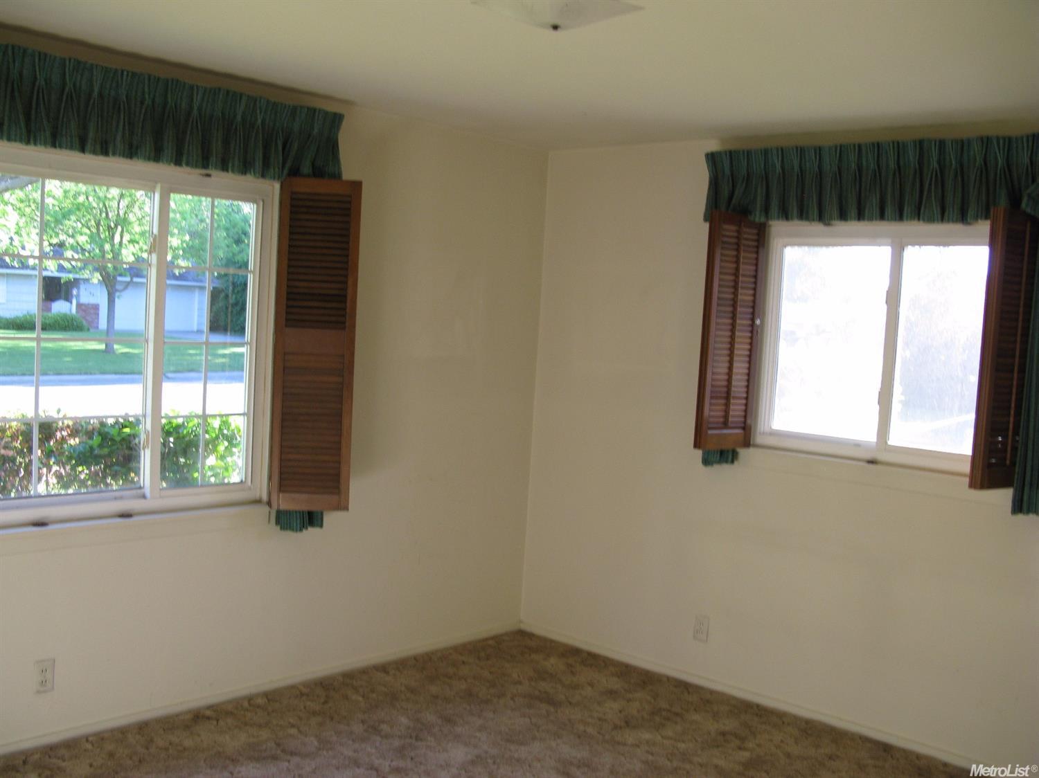 4760 Loch Lomond Dr, Carmichael, CA 95608 photo 8