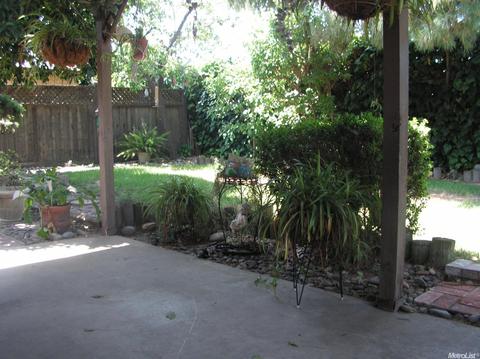 2209 Venus, Ceres, CA 95307 photo 14