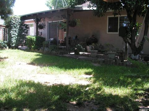 2209 Venus, Ceres, CA 95307 photo 15