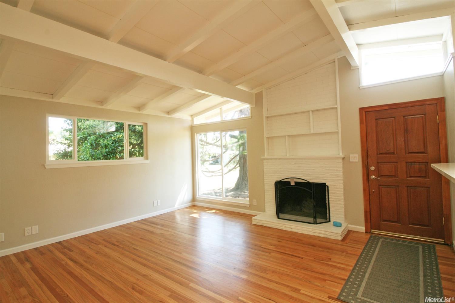 4828 Hazelwood Ave, Carmichael, CA 95608 photo 4
