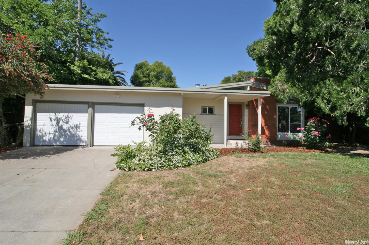 4828 Hazelwood Ave, Carmichael, CA 95608 photo 1