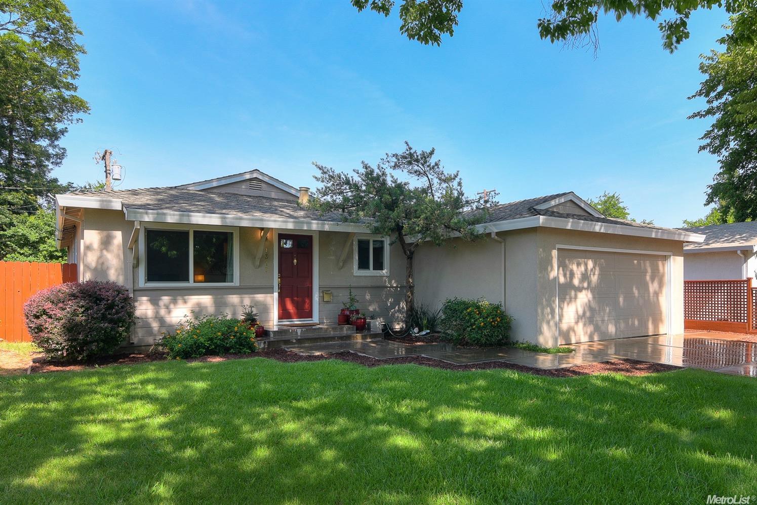 1317 Chestnut Ln, Davis, CA 95616 photo 4