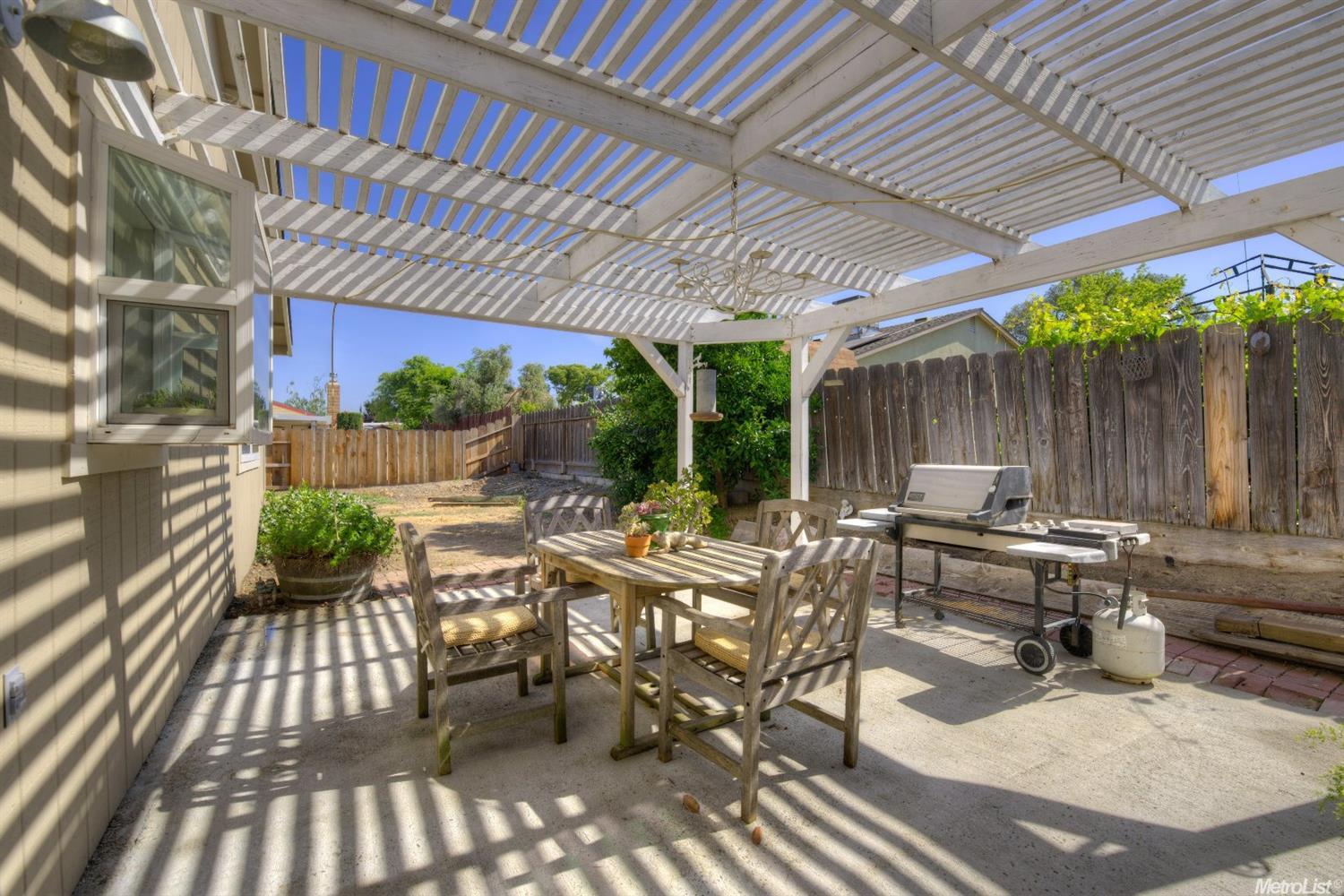 1311 Kathleen Ct, Ripon, CA 95366 photo 14