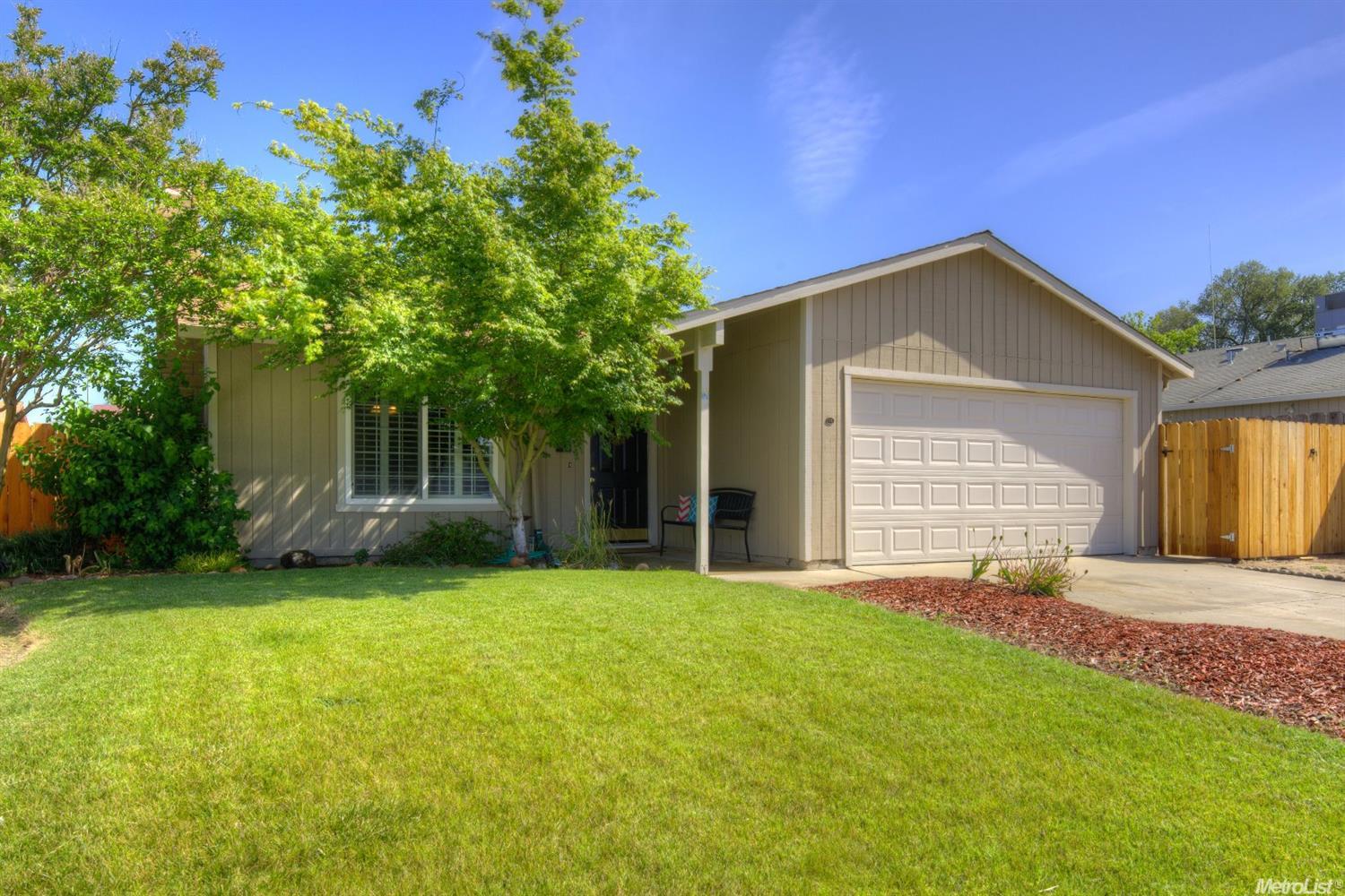 1311 Kathleen Ct, Ripon, CA 95366 photo 1