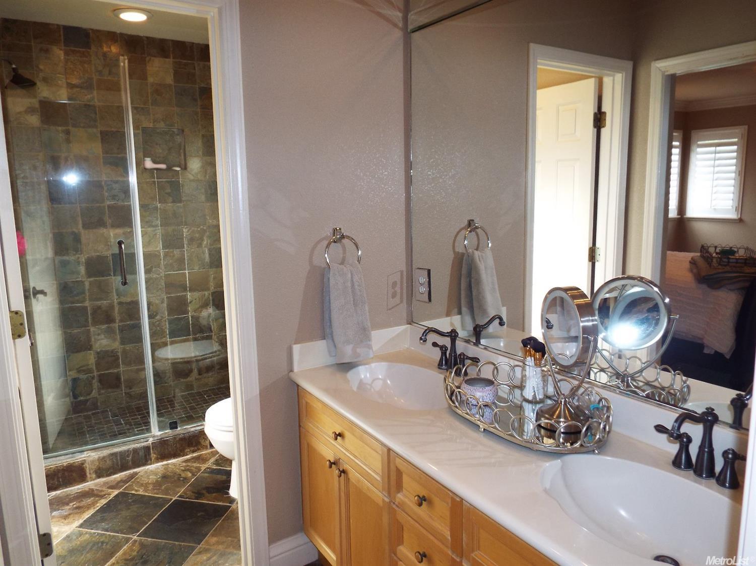 2105 Paramont Way, Modesto, CA 95355 photo 26