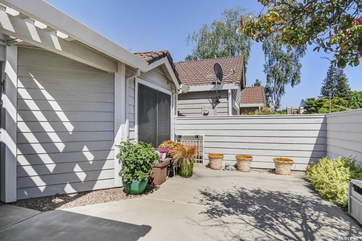 2205 Camborne Dr, Modesto, CA 95356 photo 4