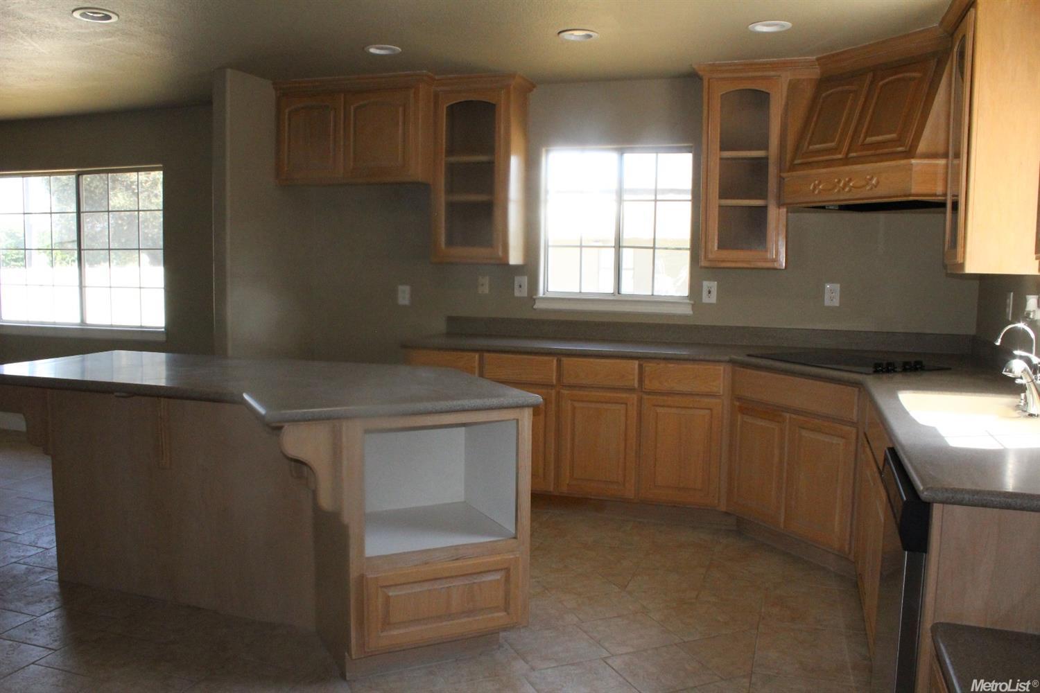 2437 Verduga Rd, Hughson, CA 95326 photo 4