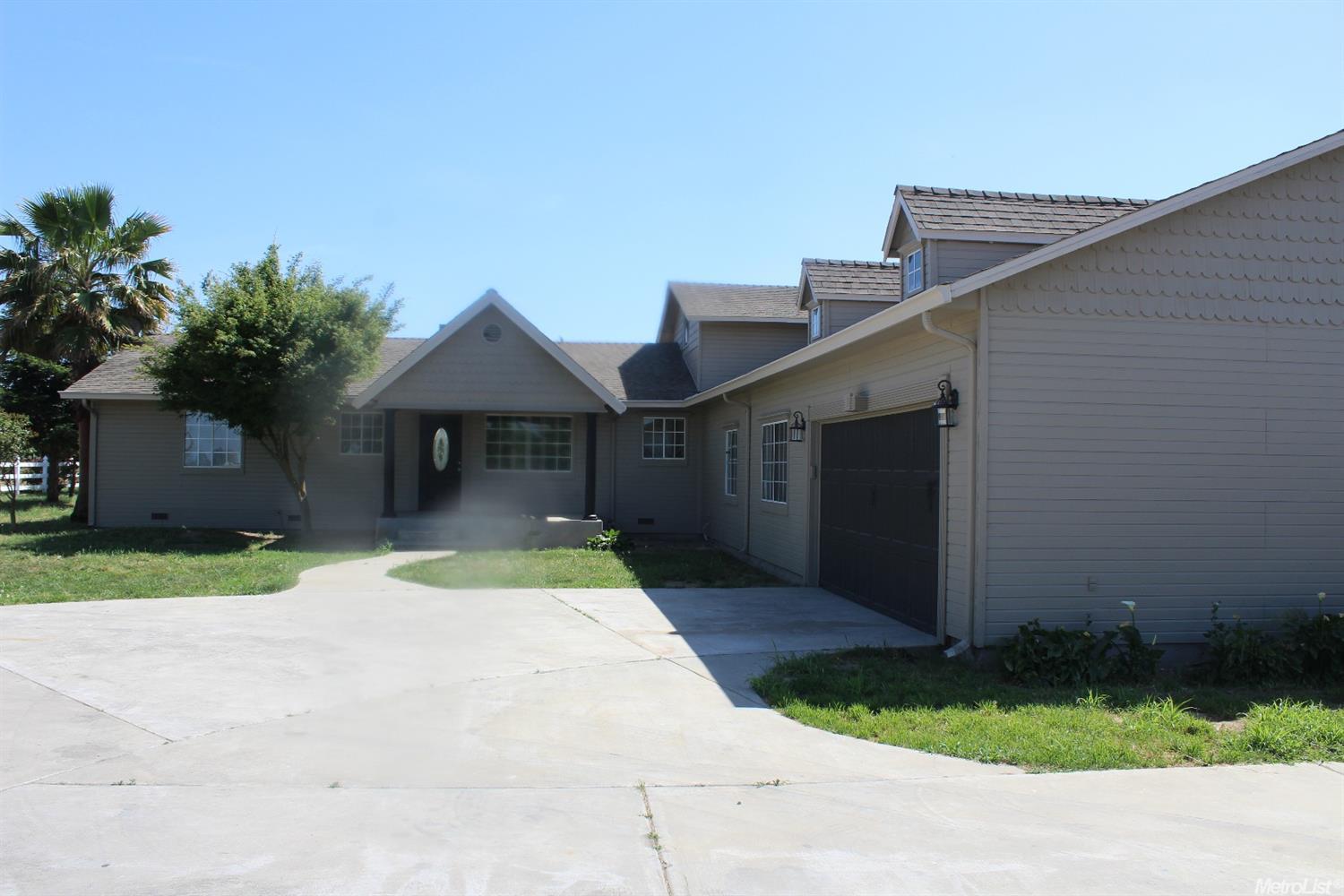 2437 Verduga Rd, Hughson, CA 95326 photo 3