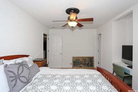 2105 E Marshall St, Turlock, CA 95380 photo 18