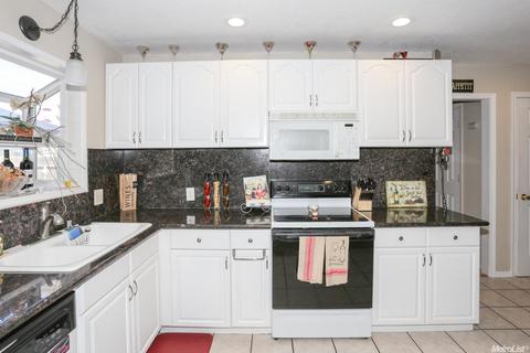 2105 E Marshall St, Turlock, CA 95380 photo 8