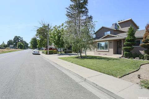 2105 E Marshall St, Turlock, CA 95380 photo 2