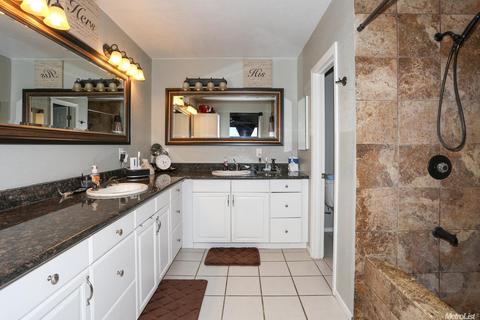 2105 E Marshall St, Turlock, CA 95380 photo 27