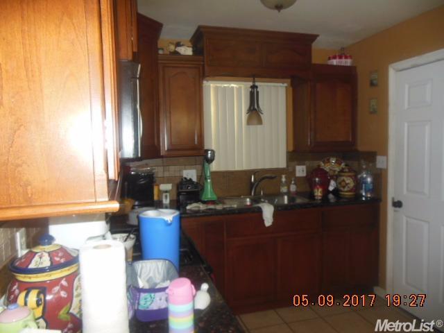 3012 Penny Ln, Modesto, CA 95354 photo 12