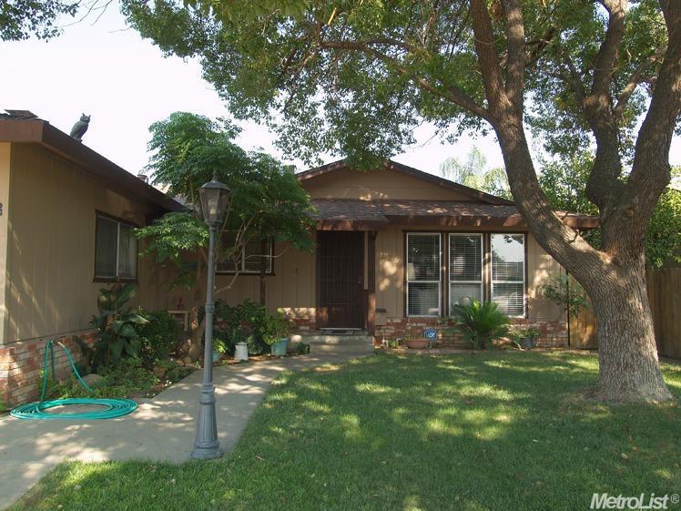 2108 Cardinal Dr, Ceres, CA 95307 photo 3