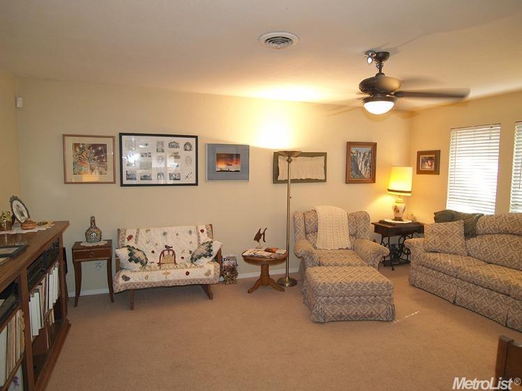 2108 Cardinal Dr, Ceres, CA 95307 photo 5