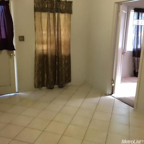 215 E Maple, Lodi, CA 95240 photo 12