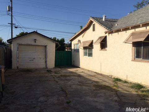215 E Maple, Lodi, CA 95240 photo 9