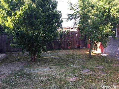 215 E Maple, Lodi, CA 95240 photo 7