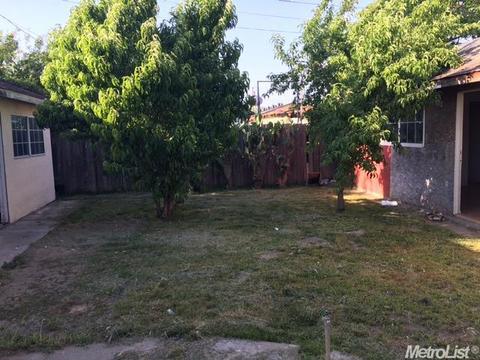 215 E Maple, Lodi, CA 95240 photo 6