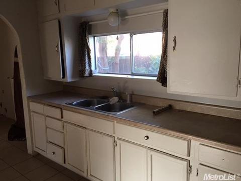 215 E Maple, Lodi, CA 95240 photo 11