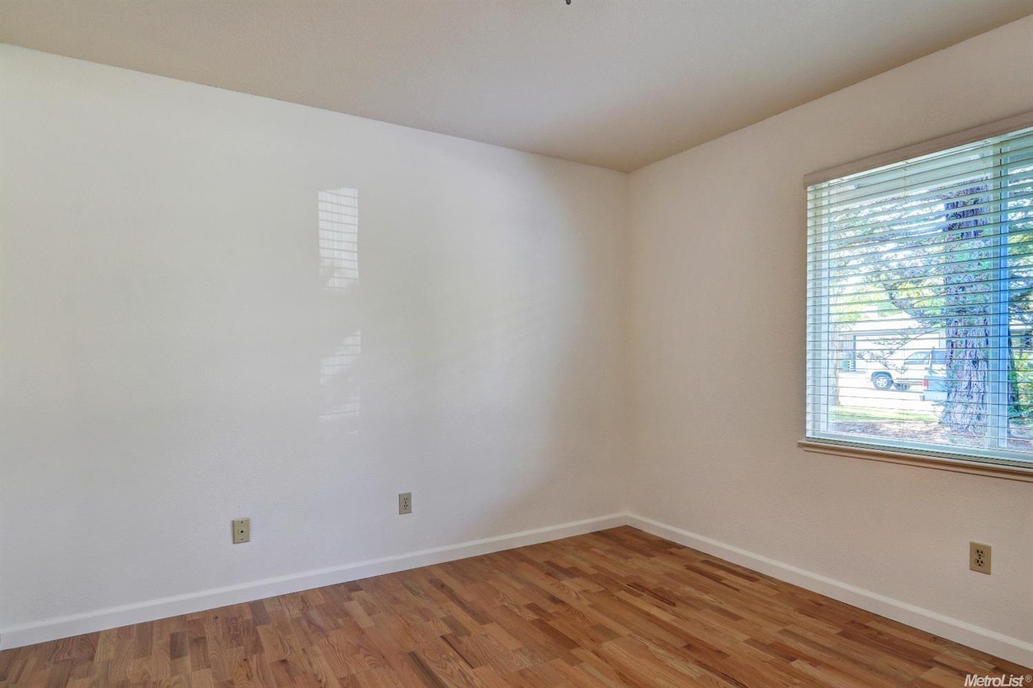 724 Larmuseau Ln, Modesto, CA 95351 photo 14