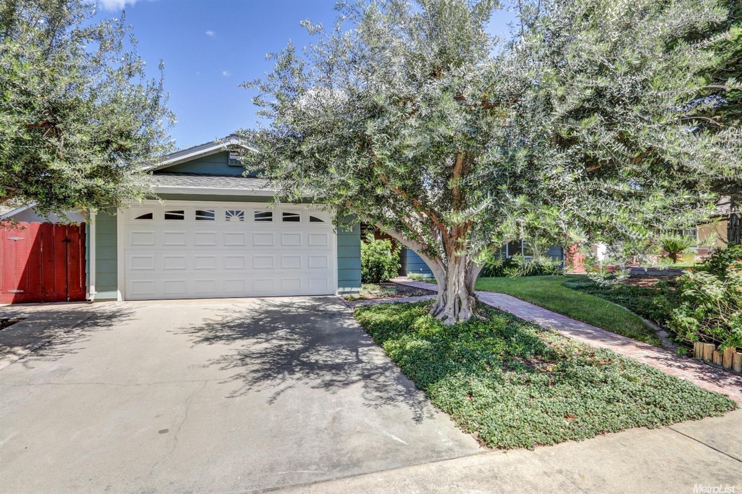 724 Larmuseau Ln, Modesto, CA 95351 photo 2
