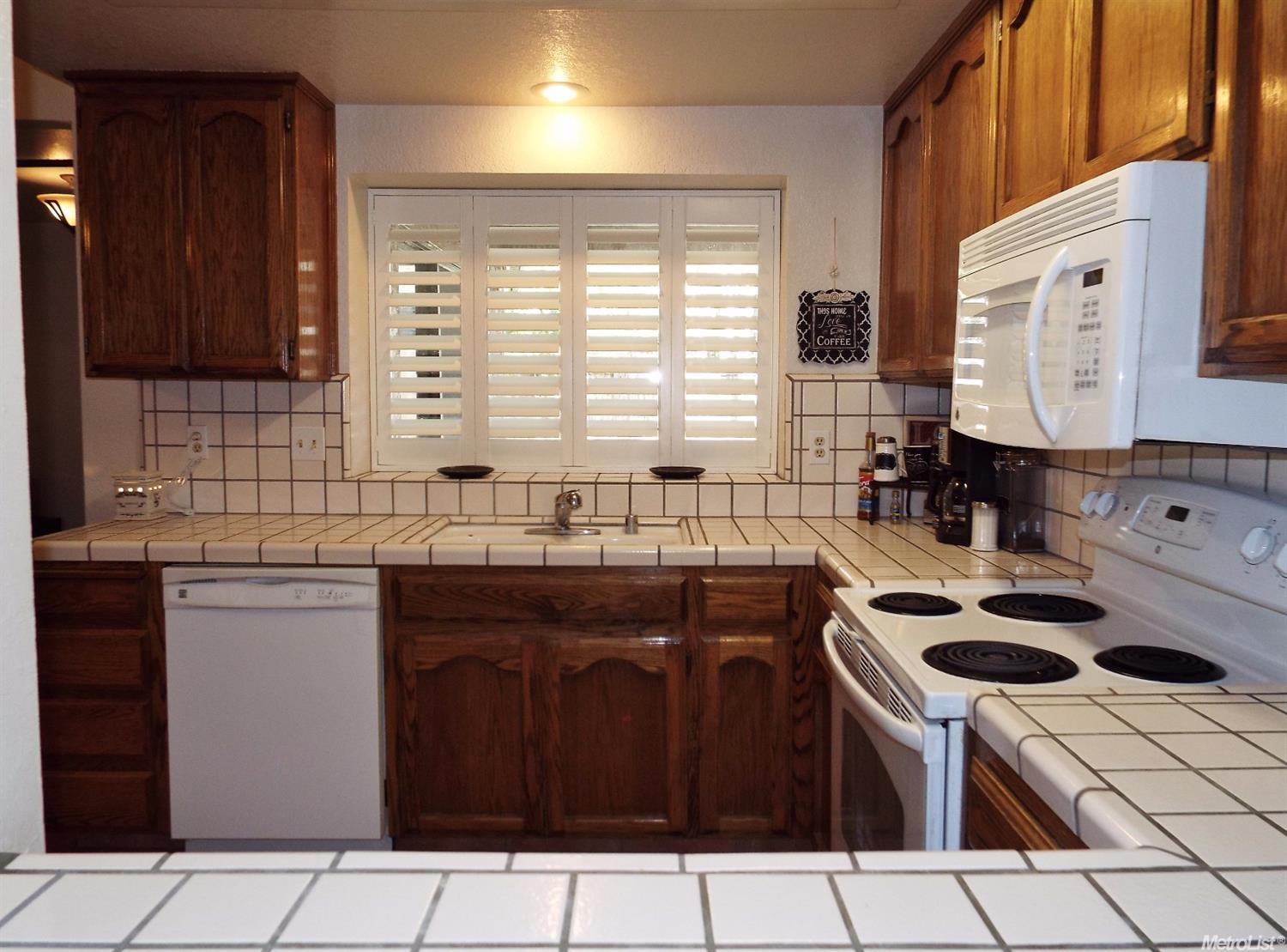 1620 Pantaleo Dr, Modesto, CA 95355 photo 8