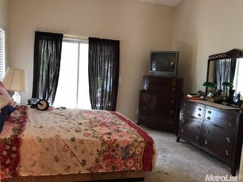 8428 Falcon View Dr, Antelope, CA 95843 photo 10