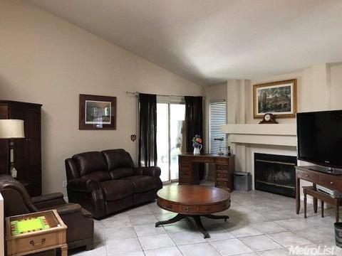 8428 Falcon View Dr, Antelope, CA 95843 photo 3
