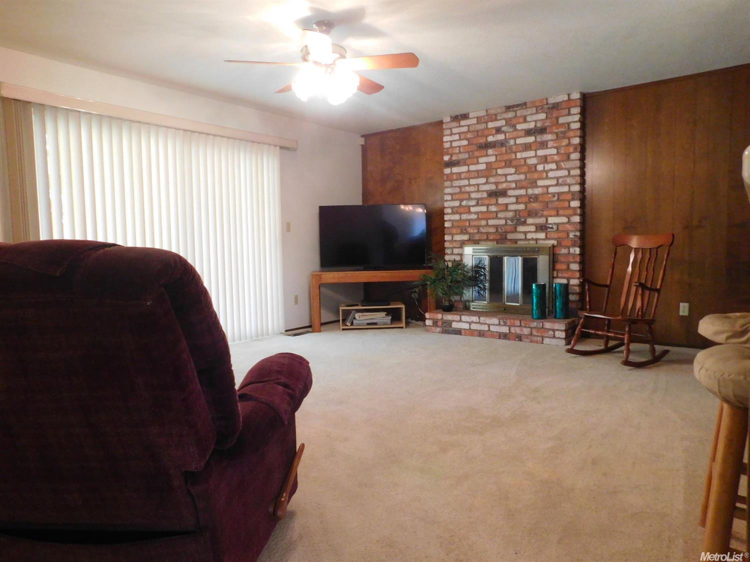 1909 Kruger Dr, Modesto, CA 95355 photo 8