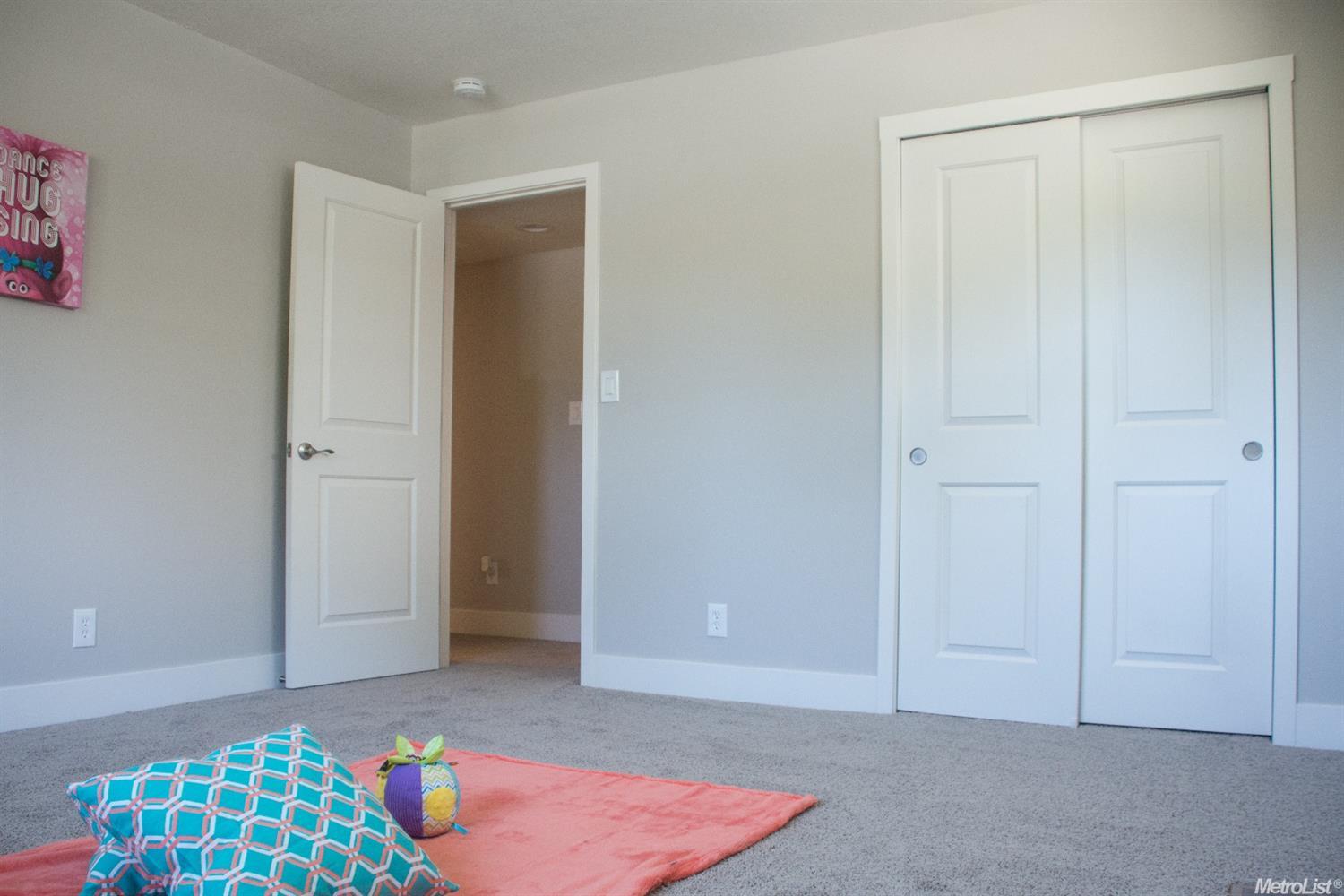 7118 Glade Ct, Carmichael, CA 95608 photo 4