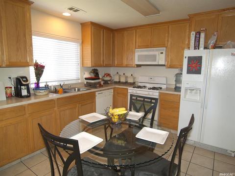 4906 Perez St, Salida, CA 95368 photo 8