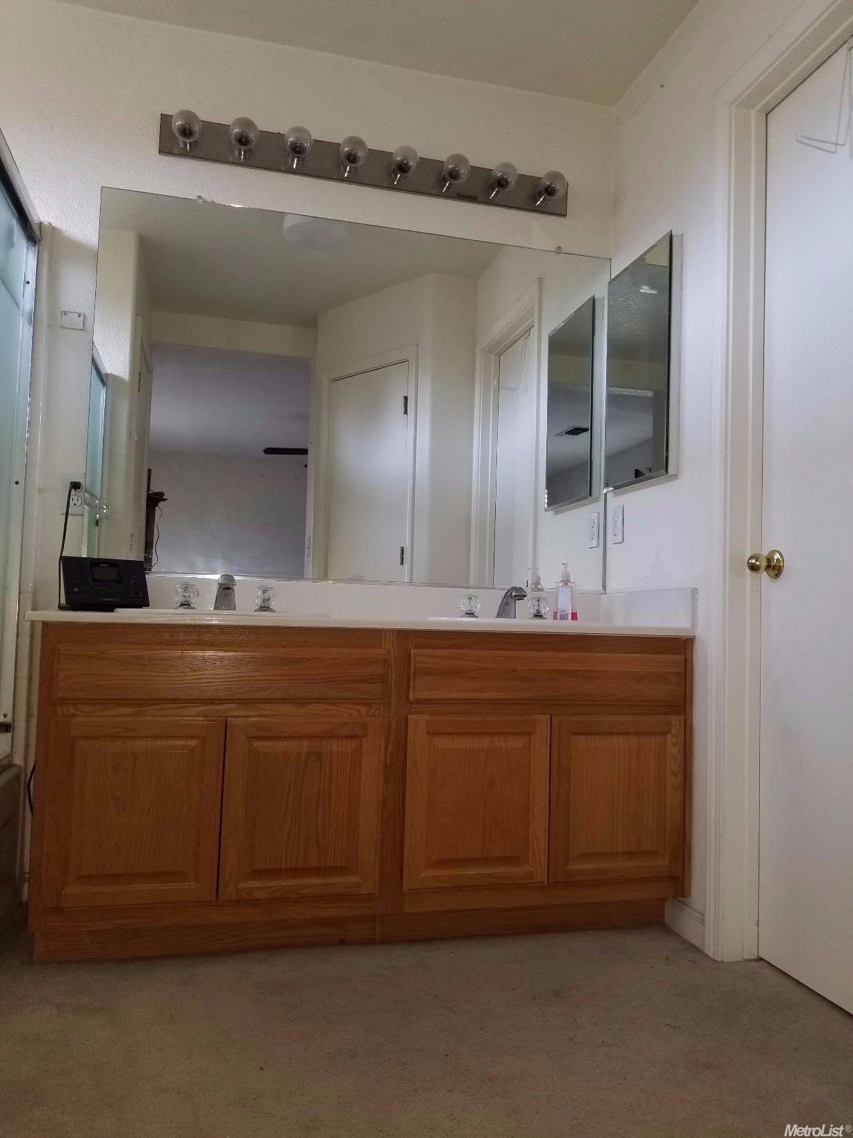 1122 James Burke Ave, Patterson, CA 95363 photo 8