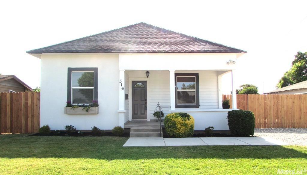 516 S Walnut Ave, Ripon, CA 95366 photo 1