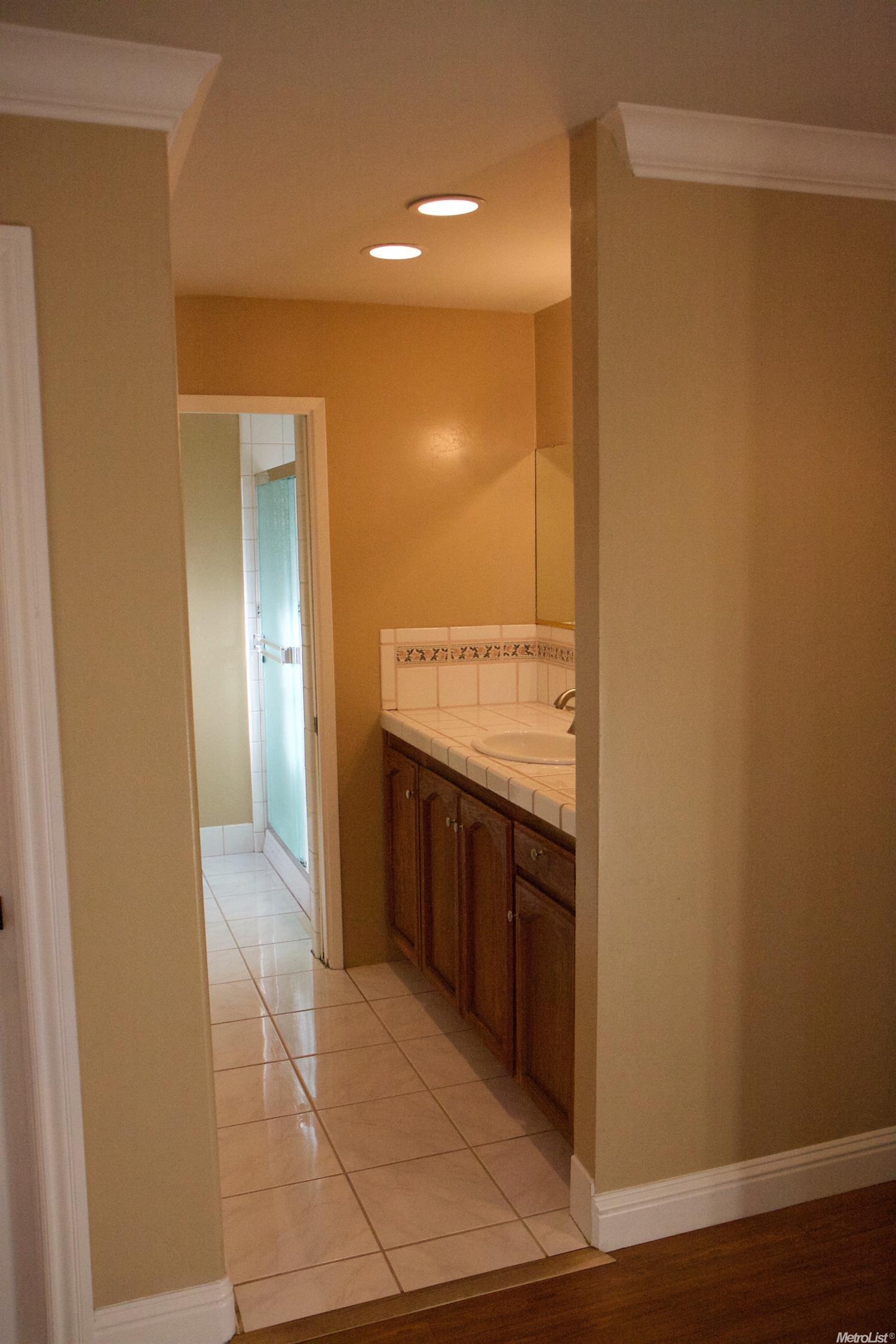2925 Hughes Ct, Turlock, CA 95382 photo 7