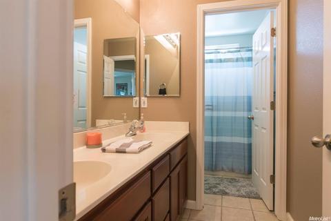178 Kentucky Ct, Manteca, CA 95337 photo 24