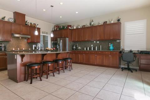 178 Kentucky Ct, Manteca, CA 95337 photo 6